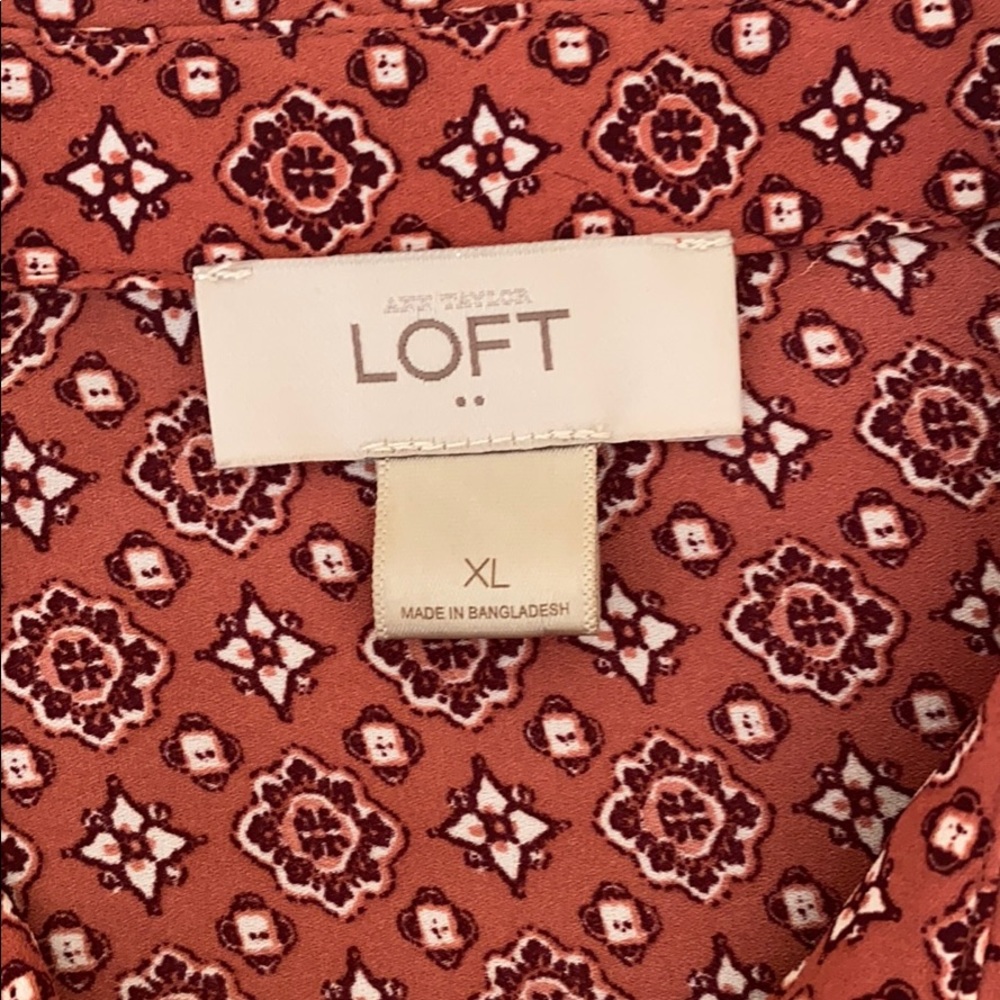Button down blouse - Picture 3 of 3